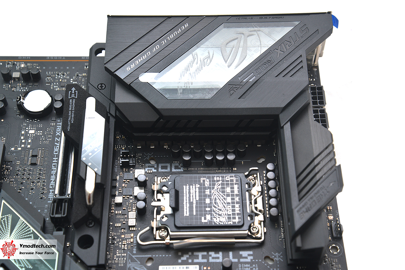 dsc 2186 ASUS ROG STRIX Z790 H GAMING WIFI REVIEW