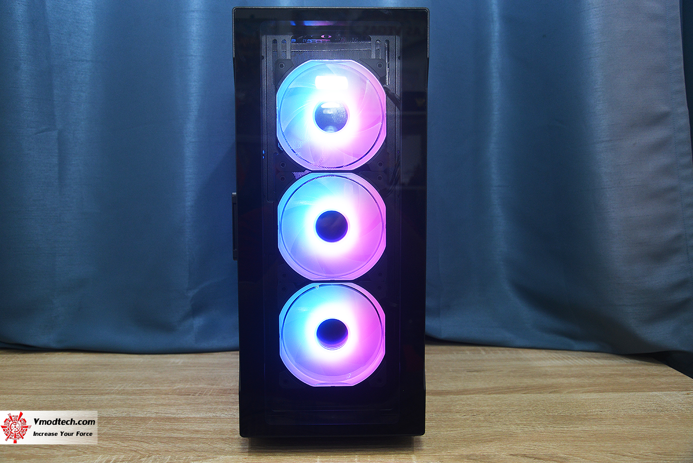 dsc 4437 ZALMAN i3 NEO TG Black RGB Case Review