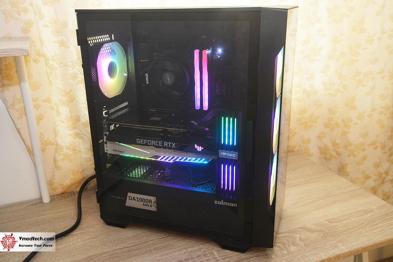 dsc 5087 ZALMAN i3 NEO TG Black RGB Case Review