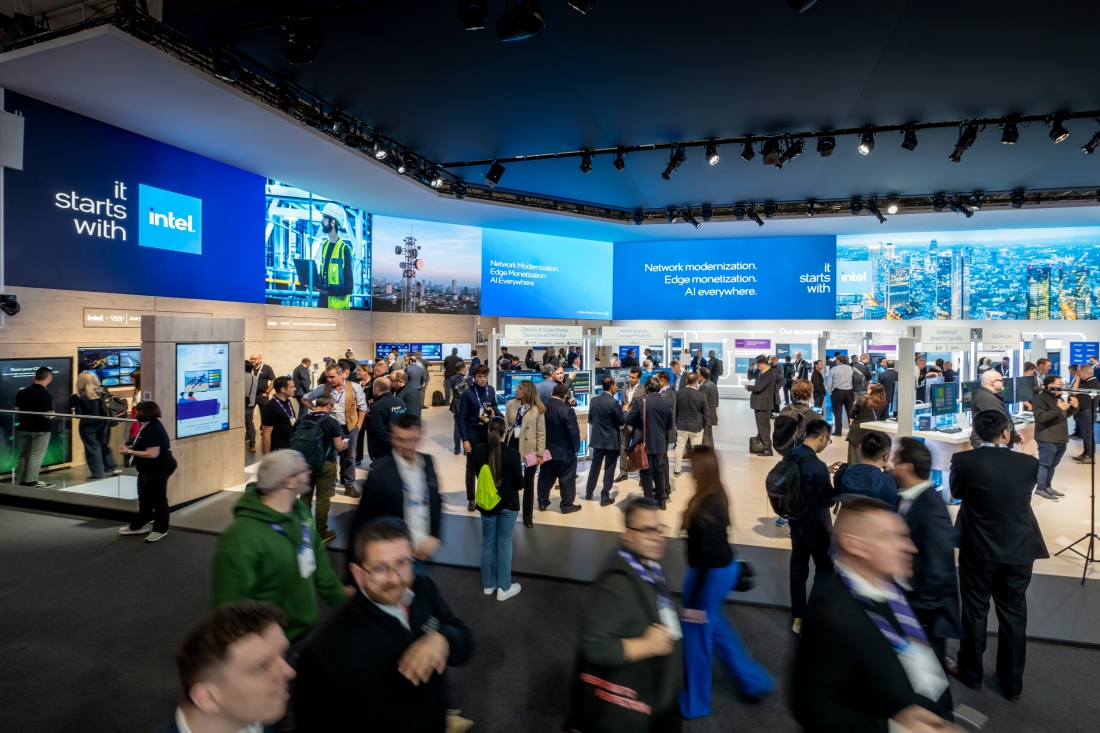 intel mwc 2024 4 อินเทลนำเทคโนโลยี AI ประยุกต์ใช้กับการสื่อสารของเครือข่าย เอดจ์ และโครงสร้างพื้นฐานระดับองค์กร