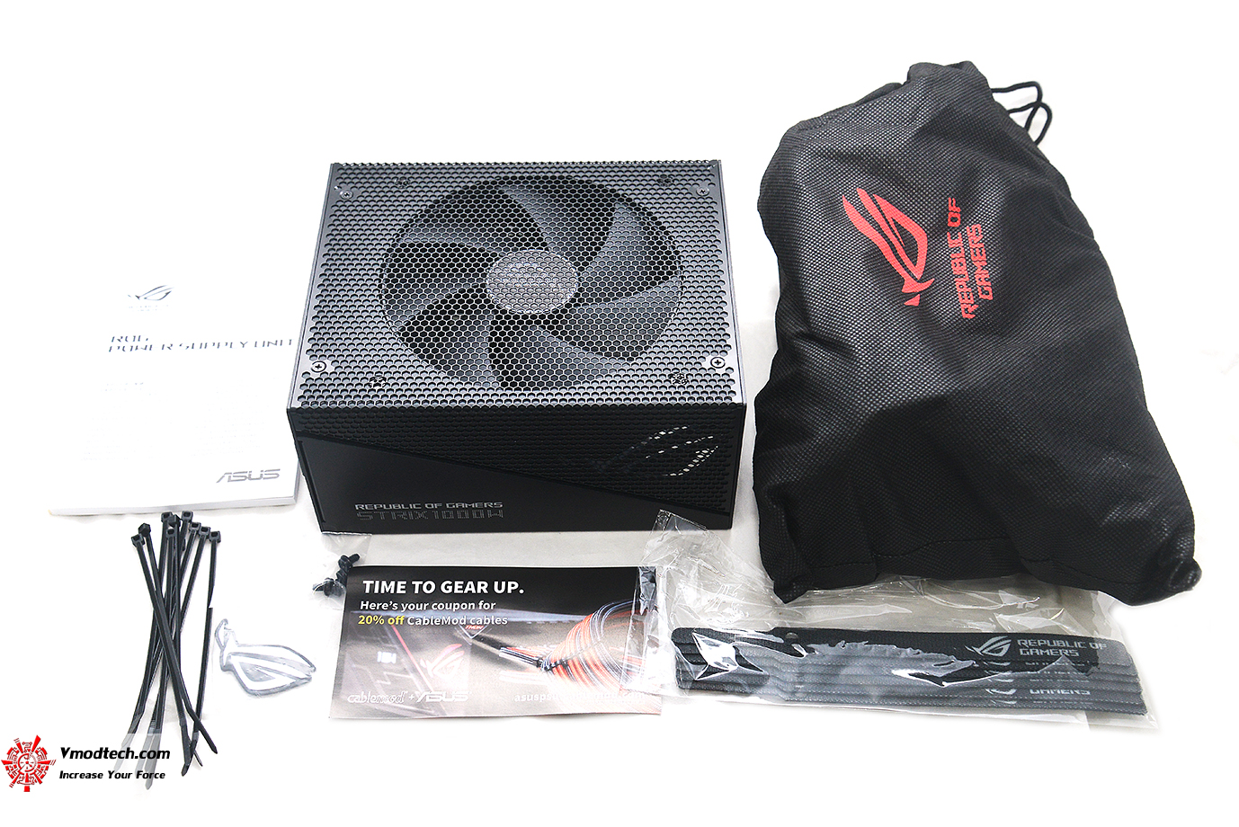 dsc 3605 ASUS ROG STRIX 1000W GOLD AURA EDITION REVIEW