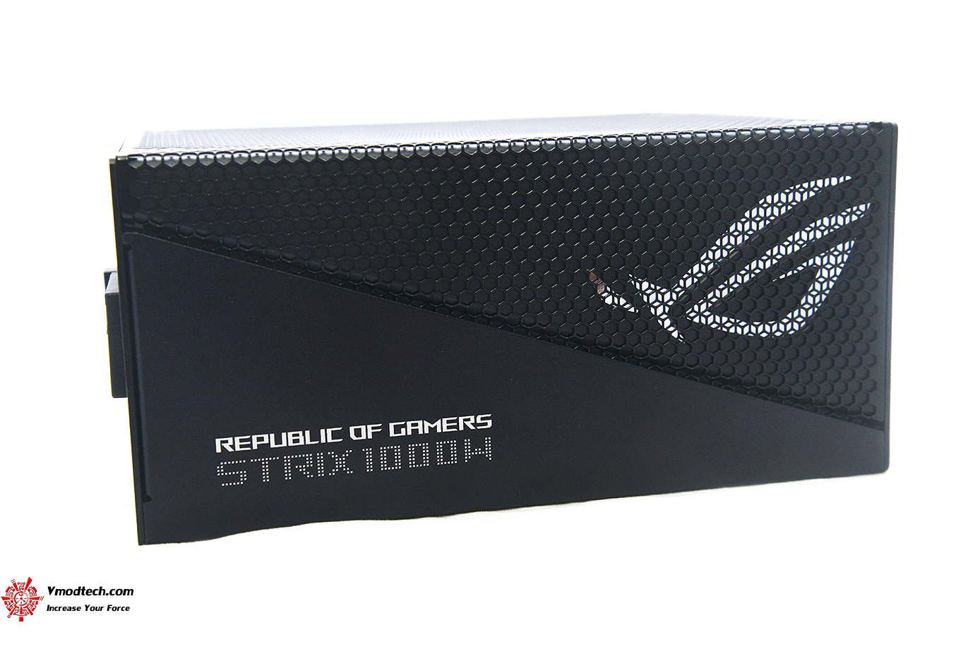 dsc 3665 ASUS ROG STRIX 1000W GOLD AURA EDITION REVIEW