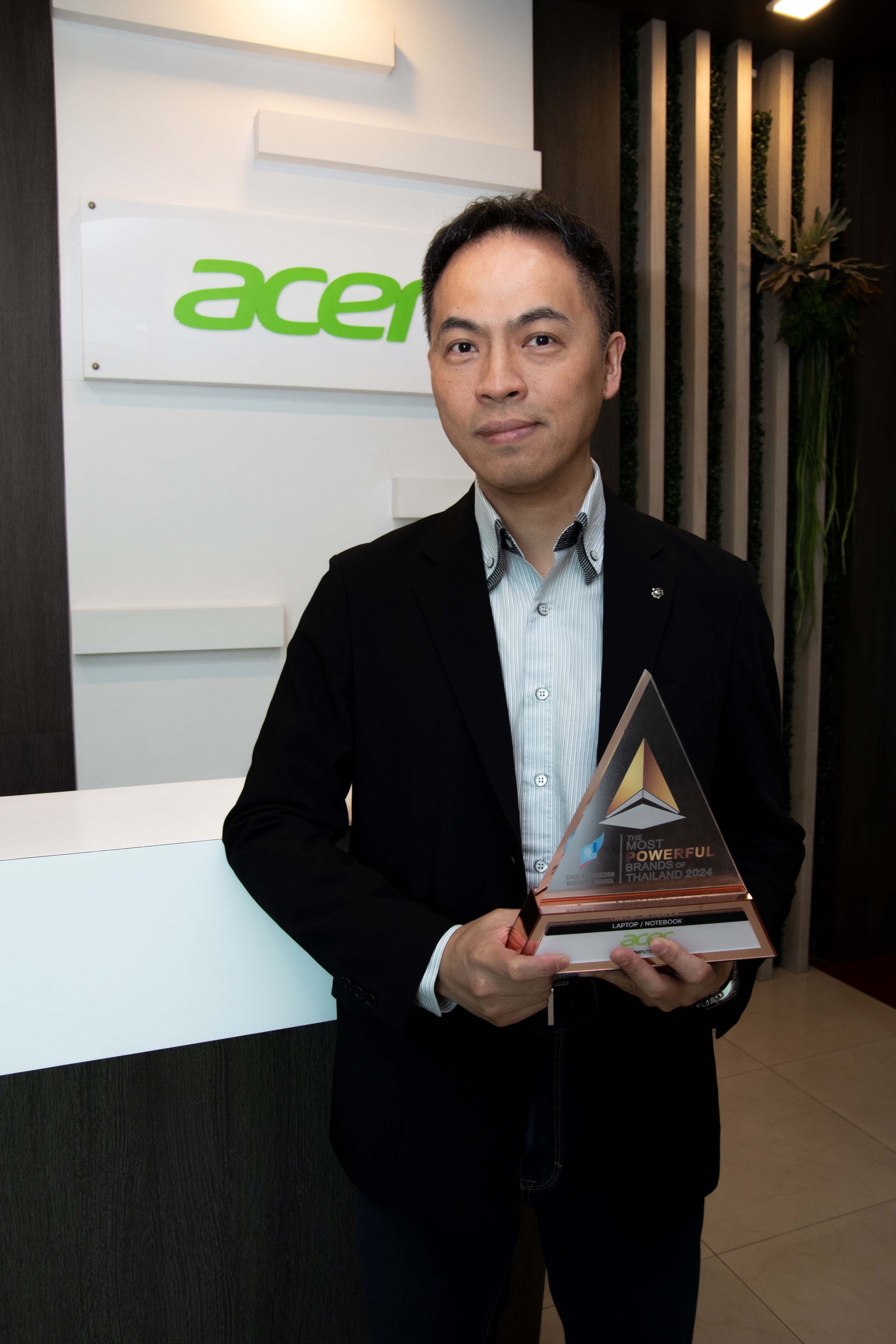 mr jeff lee md acer computer res เอเซอร์ รับรางวัล The Most Powerful Brands of Thailand 2024