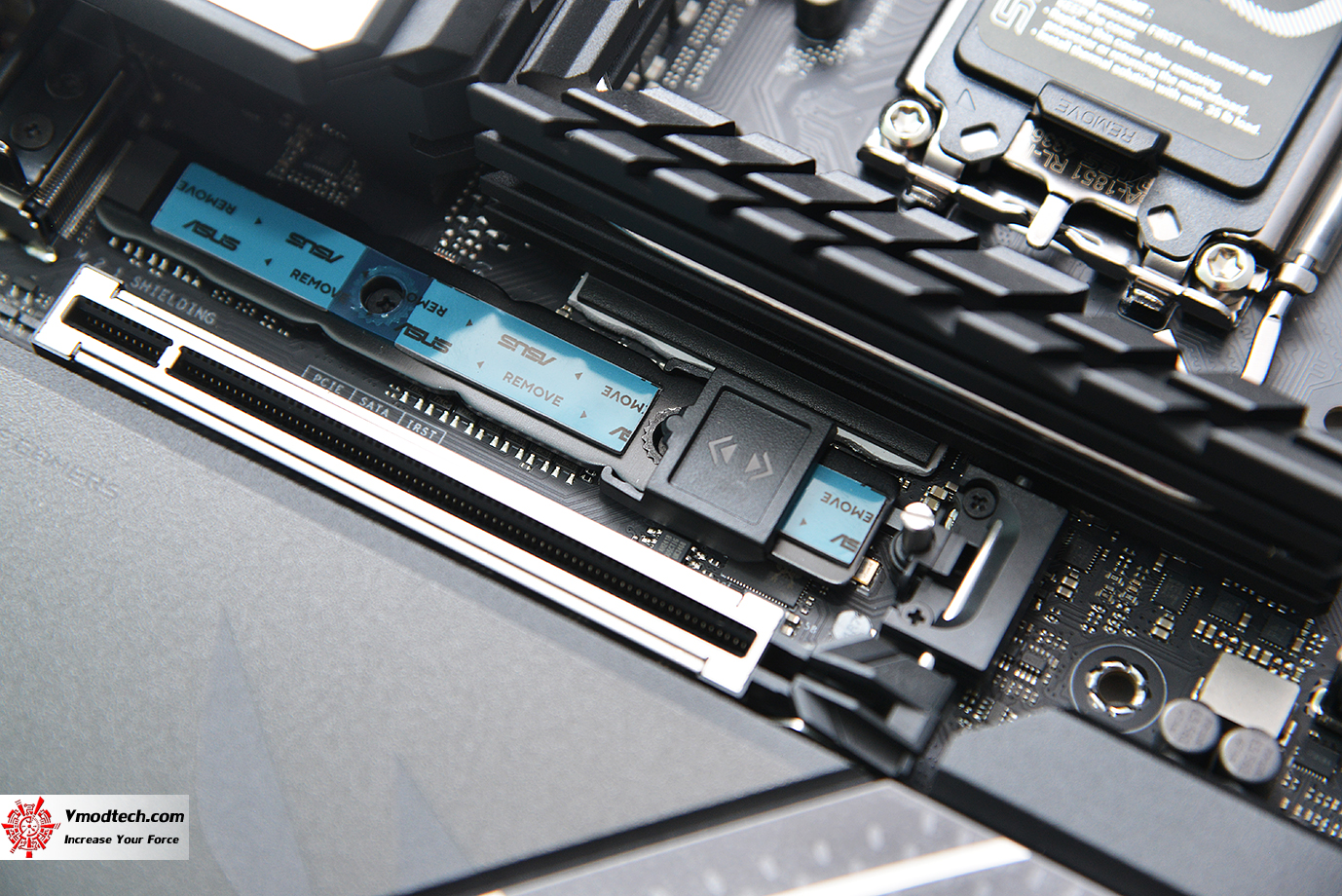 dsc 6062 ASUS ROG MAXIMUS Z890 HERO REVIEW 