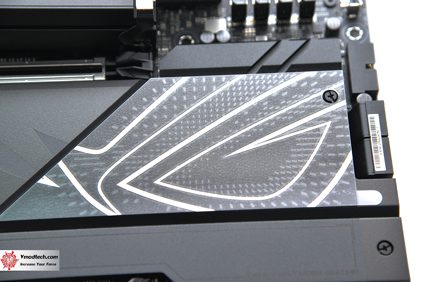 dsc 6079 ASUS ROG MAXIMUS Z890 HERO REVIEW 