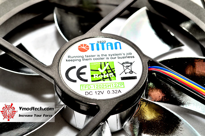 dsc 0111 TITAN FENRIR CPU Cooler Review