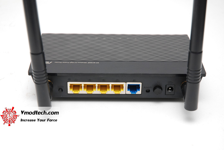 8 Review : Asus RT N12HP Wireless N High Power Router