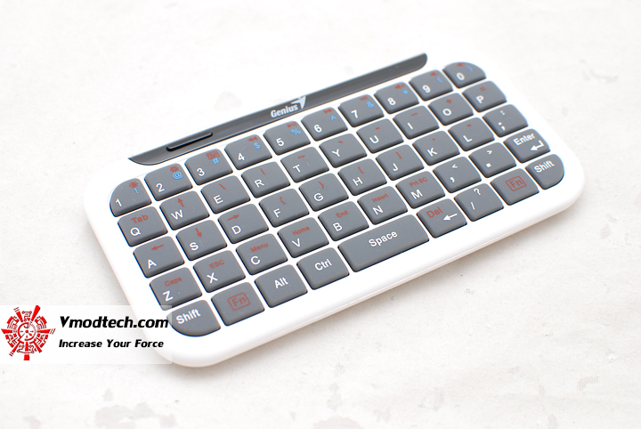 Review : Genius MiniLuxePad Bluetooth 3.0 Keyboard
