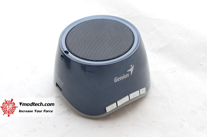 3 Review : Genius SP i320 Portable Music Speaker with Speaker