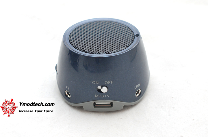 5 Review : Genius SP i320 Portable Music Speaker with Speaker