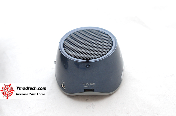 6 Review : Genius SP i320 Portable Music Speaker with Speaker