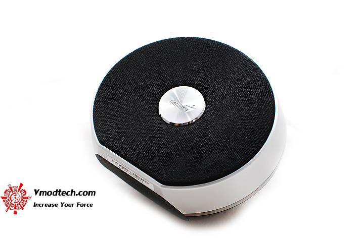 4 Review : Genius SP 900BT Portable Bluetooth speaker