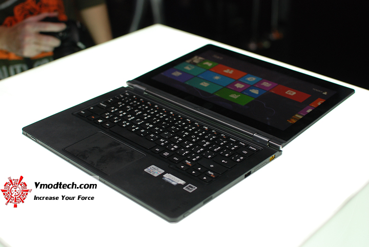 14 Hands on Preview : Lenovo Ideapad Yoga 11S และ Yoga 13