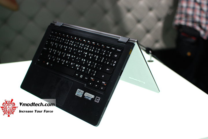 16 Hands on Preview : Lenovo Ideapad Yoga 11S และ Yoga 13