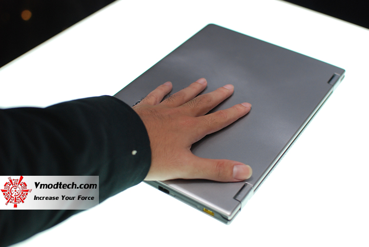 19 Hands on Preview : Lenovo Ideapad Yoga 11S และ Yoga 13