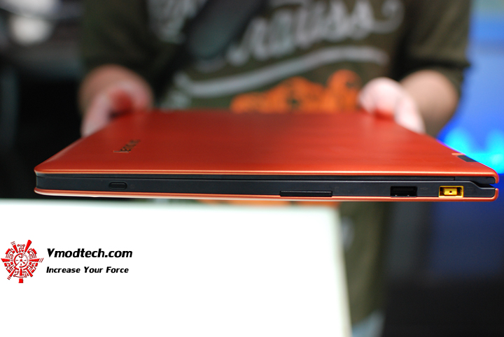 6 Hands on Preview : Lenovo Ideapad Yoga 11S และ Yoga 13