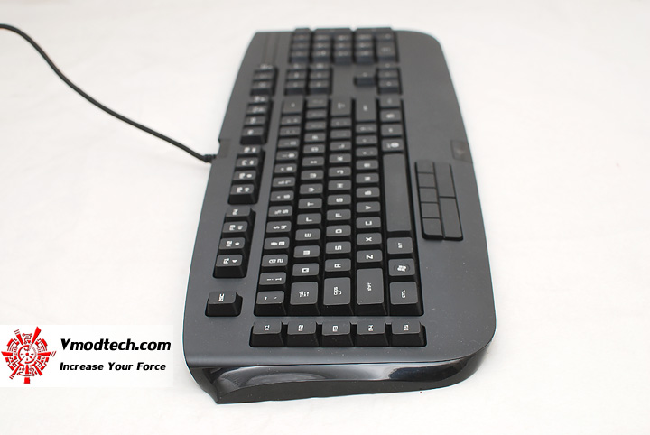 4 Review : Razer Anansi Gaming keyboard