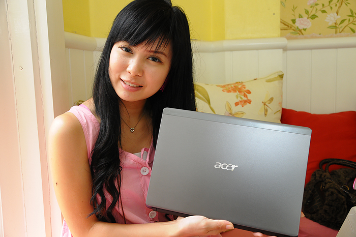 dsc 5318 Review : Acer Aspire 3810T Timeline series