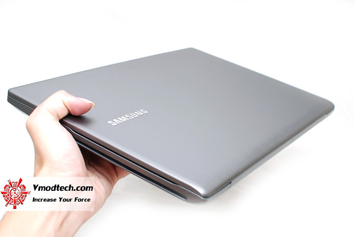 7 Review : Samsung Series 7 Chronos (NP700Z4A)