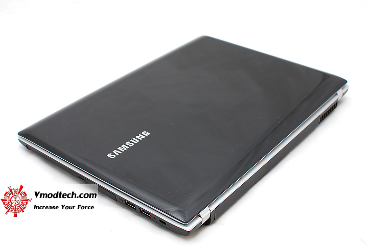 1 Review : Samsung Q328 notebook