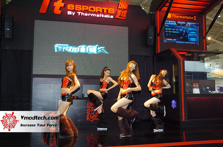 11 Pretty Girls of Computex Taipei 2011 Day 2