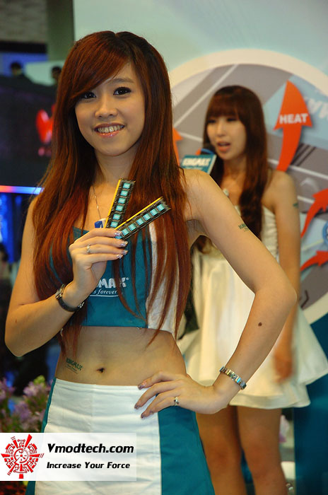 17 Pretty Girls of Computex Taipei 2011 Day 2