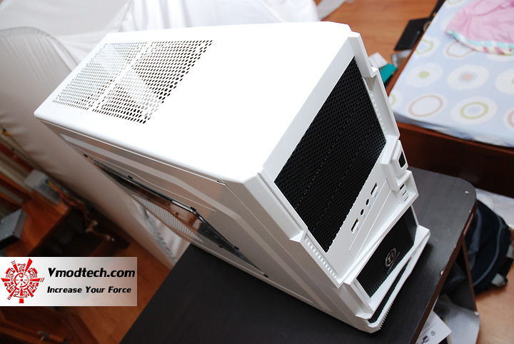 3 Review : Thermaltake Commander MS I Snow Edition