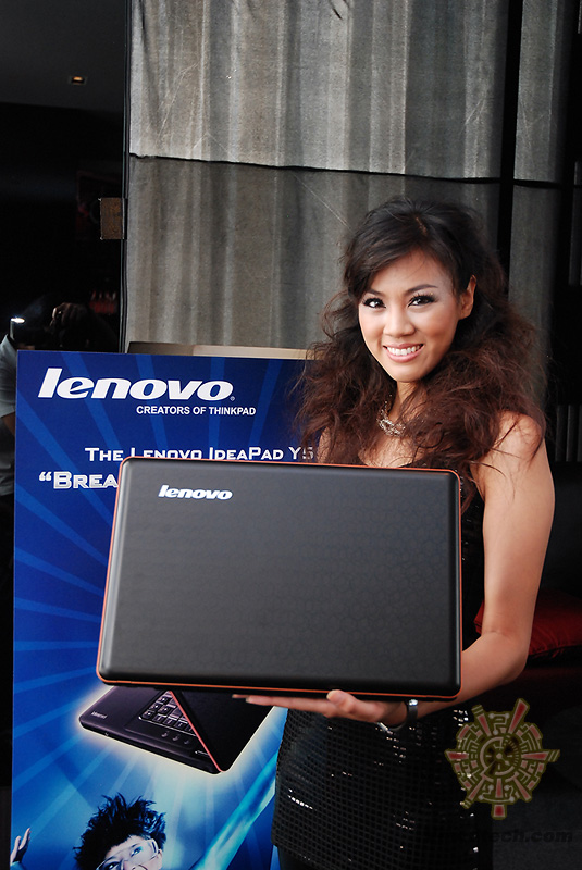 14 เปิดตัว : Lenovo IDEAPAD Y550p ที่มากับ Core i7 Mobile !