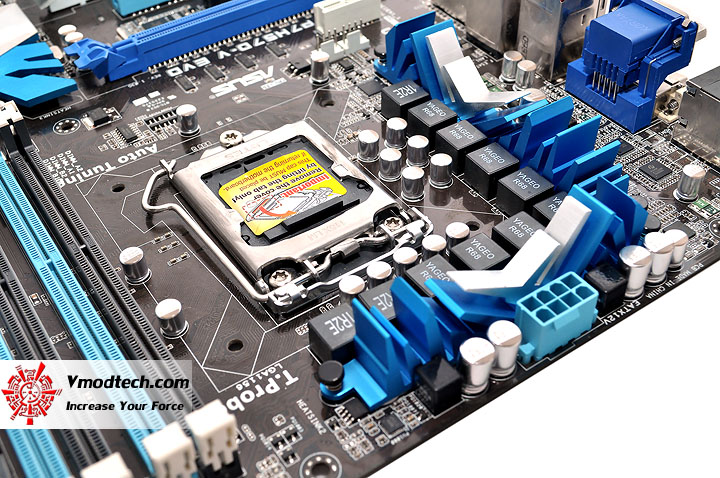 dsc 0043 ASUS P7H57D V EVO Motherboard Review