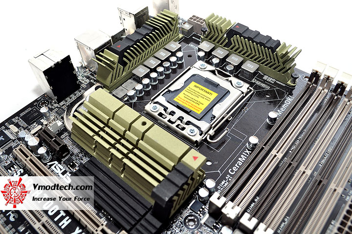 dsc 0037 ASUS SABERTOOTH X58 Motherboard Review