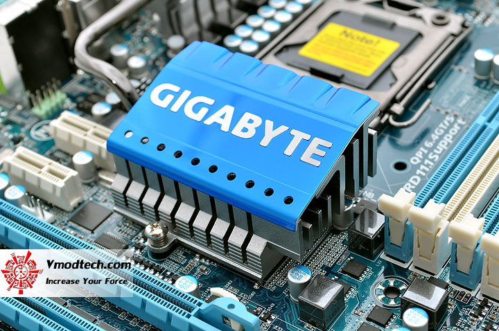 dsc 0162 GIGABYTE GA X58A UD3R : Review