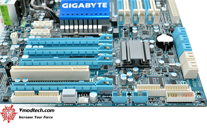 dsc 0170 GIGABYTE GA X58A UD3R : Review