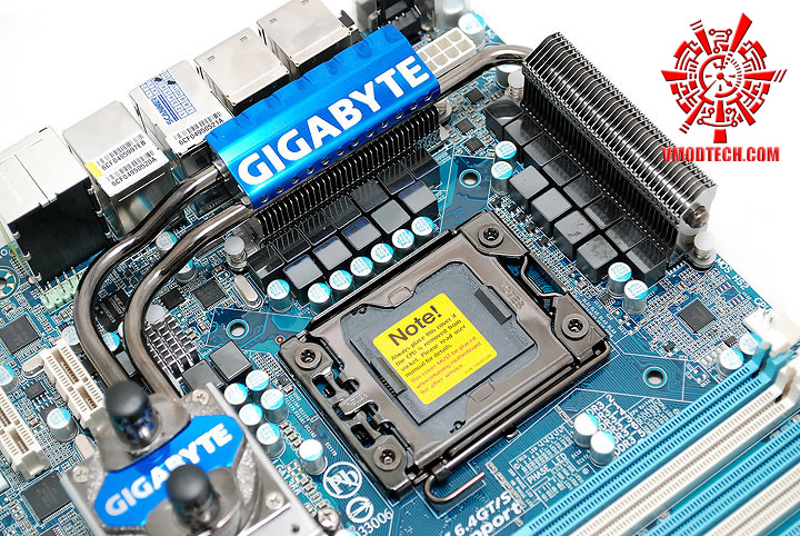 dsc 7904 GIGABYTE GA X58A UD7 : X58 SLGMX Chipset!!