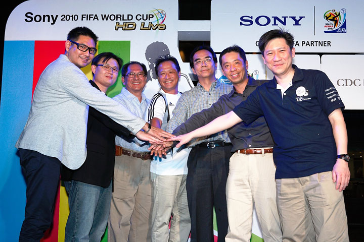 group 1 โซนี่จัด Sony 2010 FIFA World Cup HD Live Party ขอบคุณลูกค้า และสื่อมวลชน